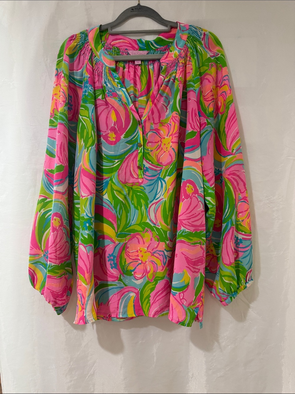 Lilly Pulitzer XL Silk Elsa Shirt So A Peeling